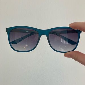 NWT Elle sunglasses